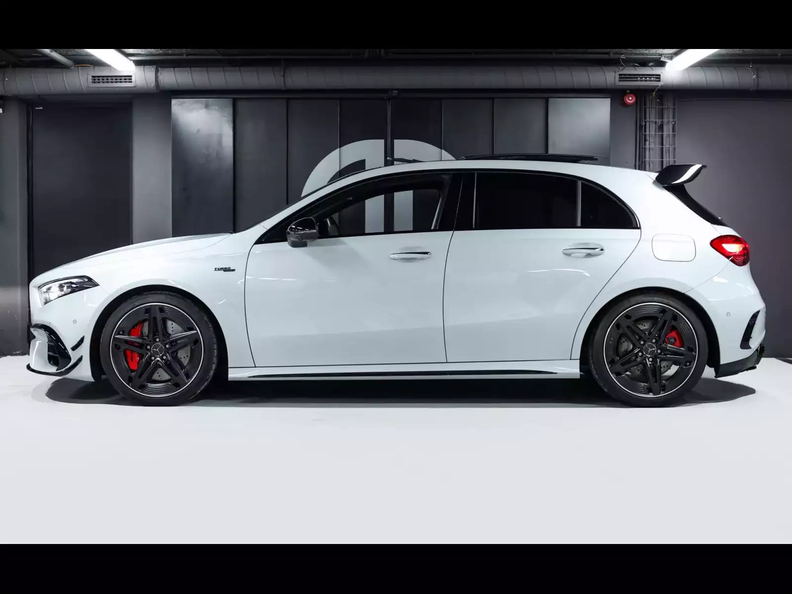 Mercedes-Benz A 45 AMG S 4MATIC+ (FACELIFT) - Photo 1