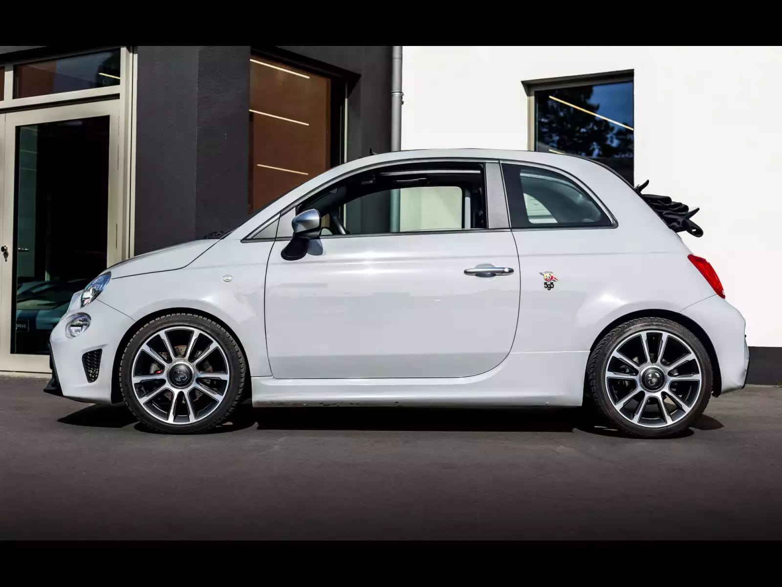 Abarth 595 Turismo C CABRIOLET 1.4 T-JET 16V - Photo 1
