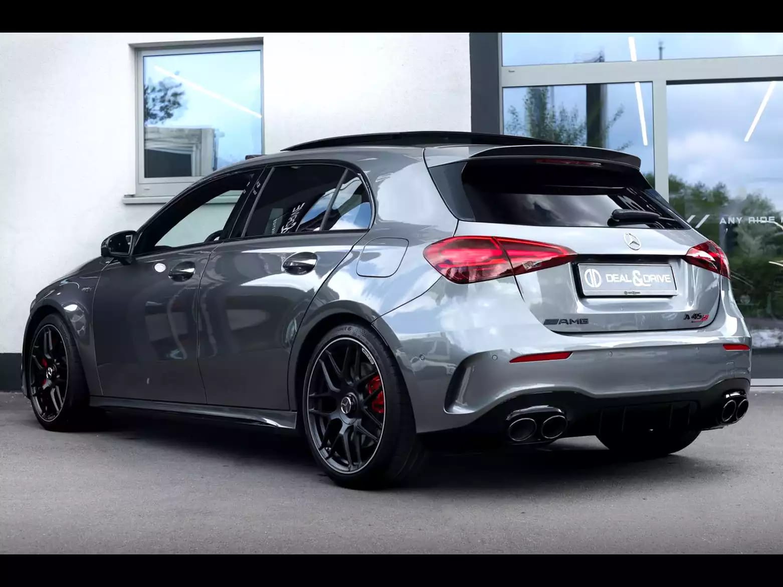 Mercedes-Benz A 45 AMG S 4MATIC+ - Photo 1