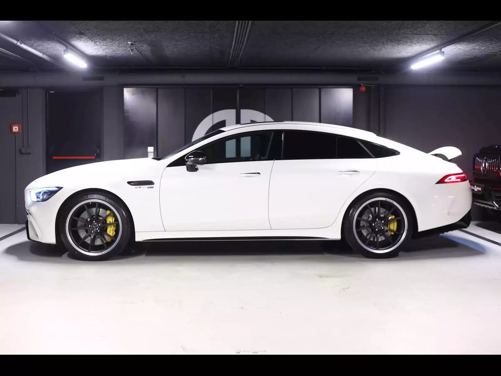 Mercedes-Benz AMG GT 4 PORTES 4.0 V8 63 S 4MATIC+ (639 CH) - Photo 1