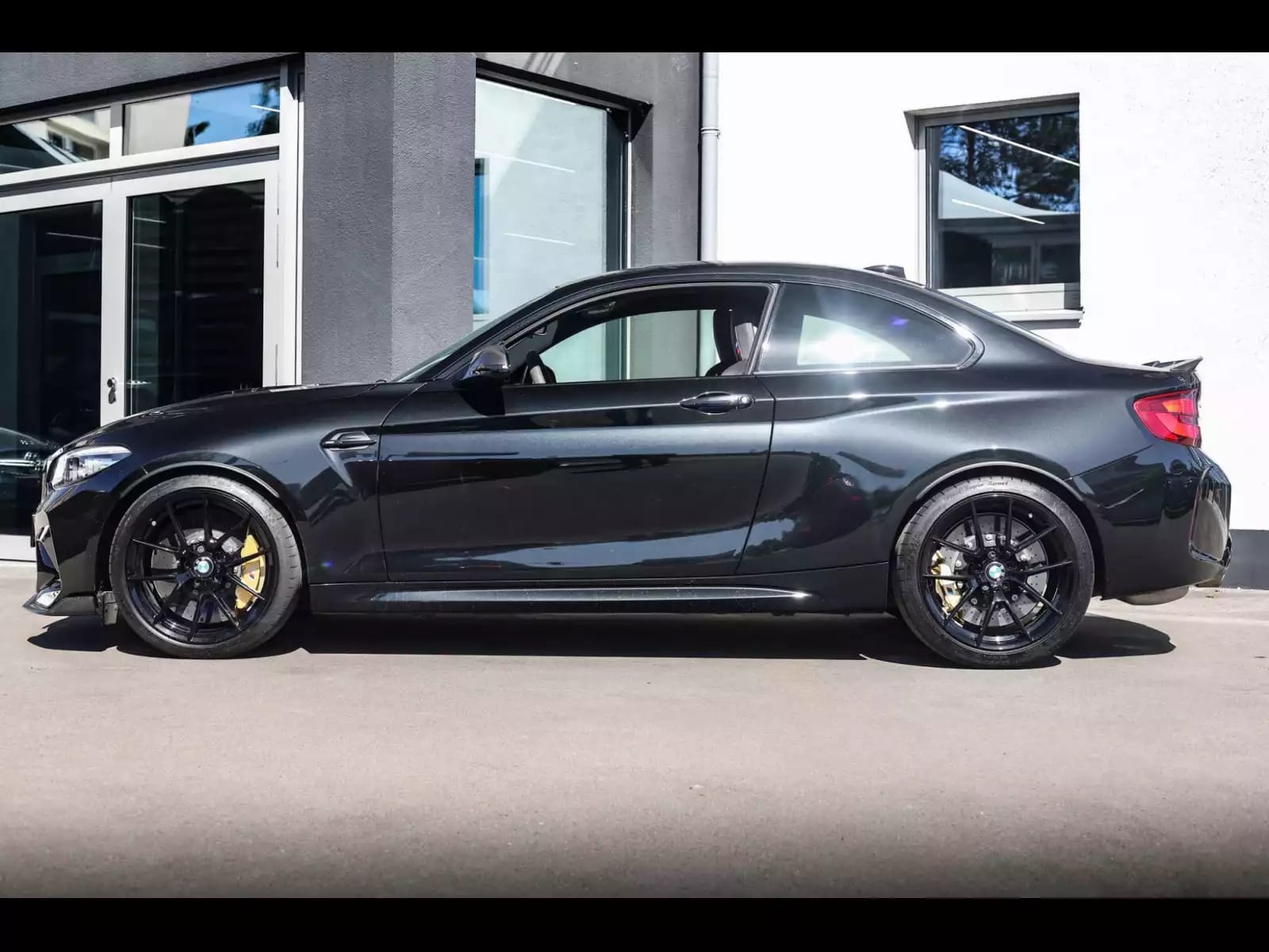 BMW M2 CS (F87) 3.0 – CERAMIC BRAKES - Photo 1