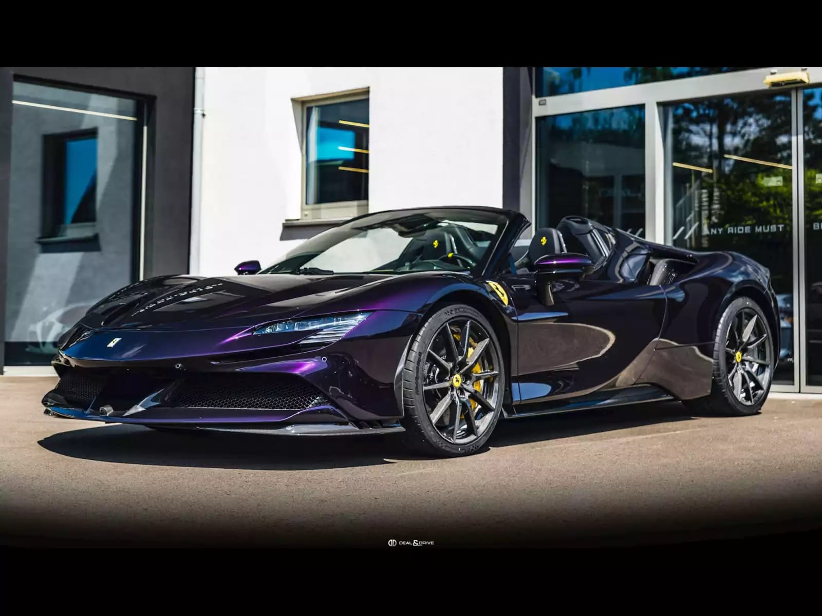 Ferrari SF90 Stradale SPIDER ATELIER - Photo 1