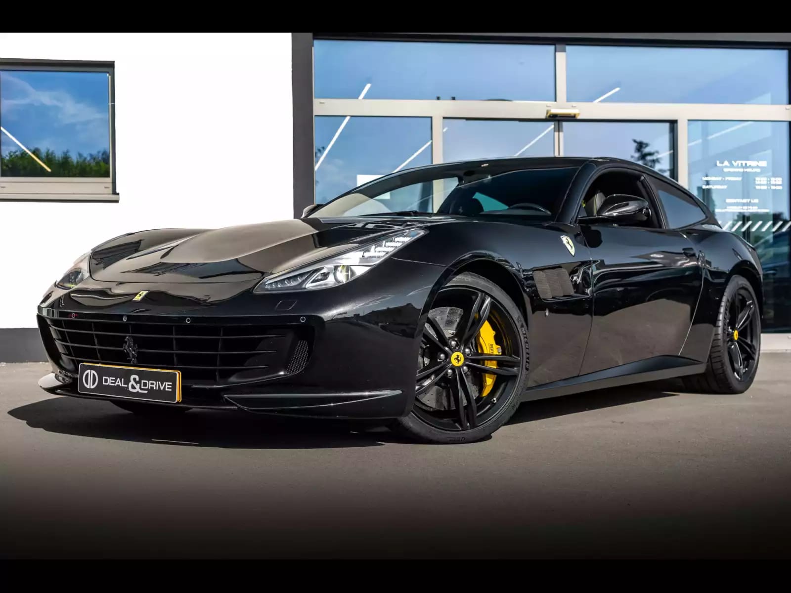 Ferrari GTC4Lusso 6.3 V12 (690 CH) - Photo 1