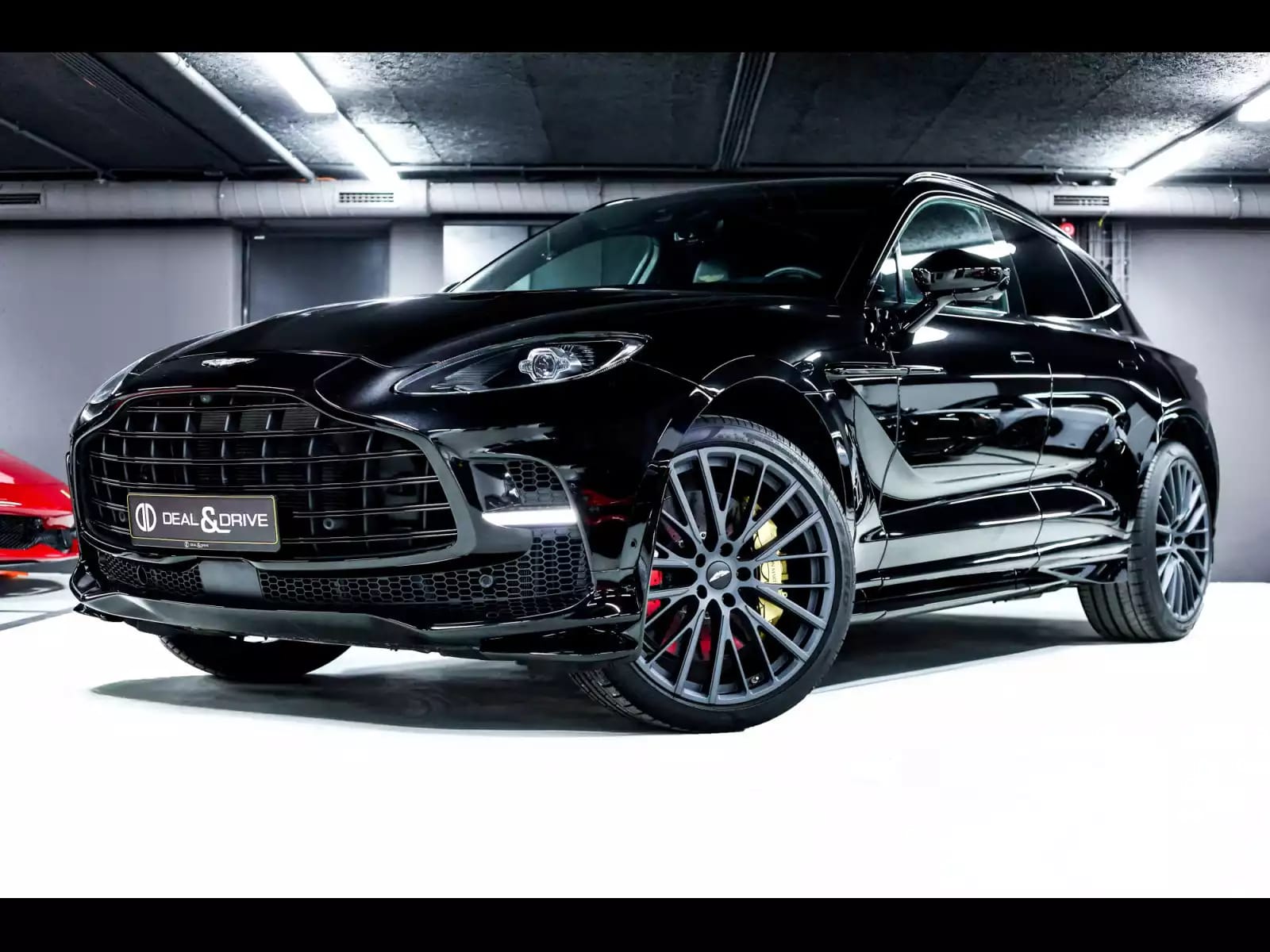 Aston Martin DBX 707 4.0 V8 - Photo 1