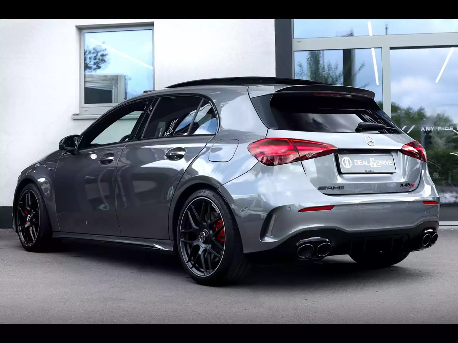 Mercedes-Benz A 45 AMG S 4MATIC+ - Photo 1