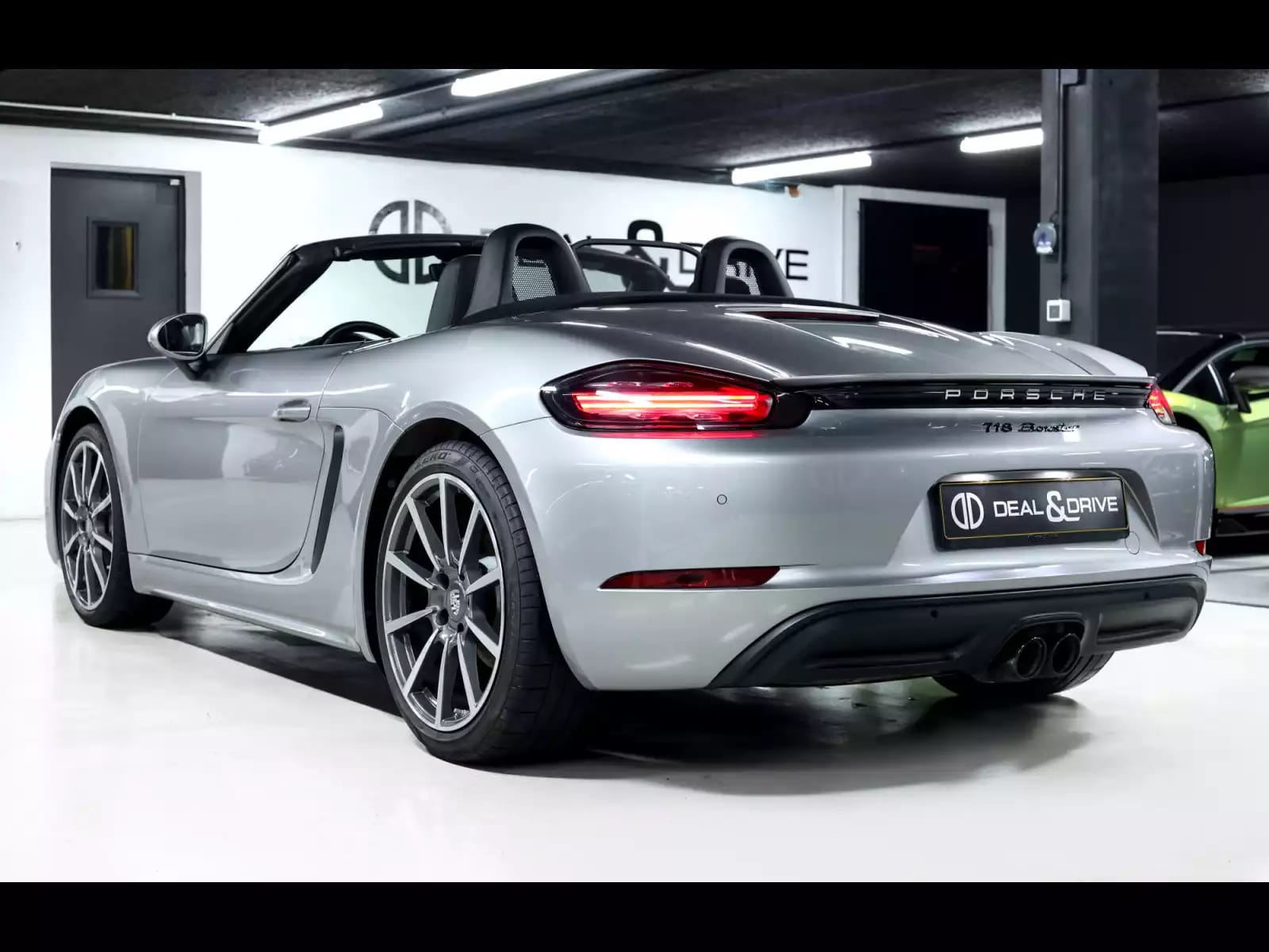 Porsche 718 Boxster 2.0 PDK – GT-SILVER - Photo 1