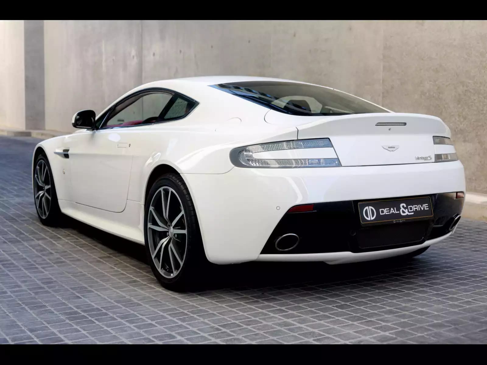 Aston Martin V8 Vantage S COUPE SPORTSHIFT II - Photo 1