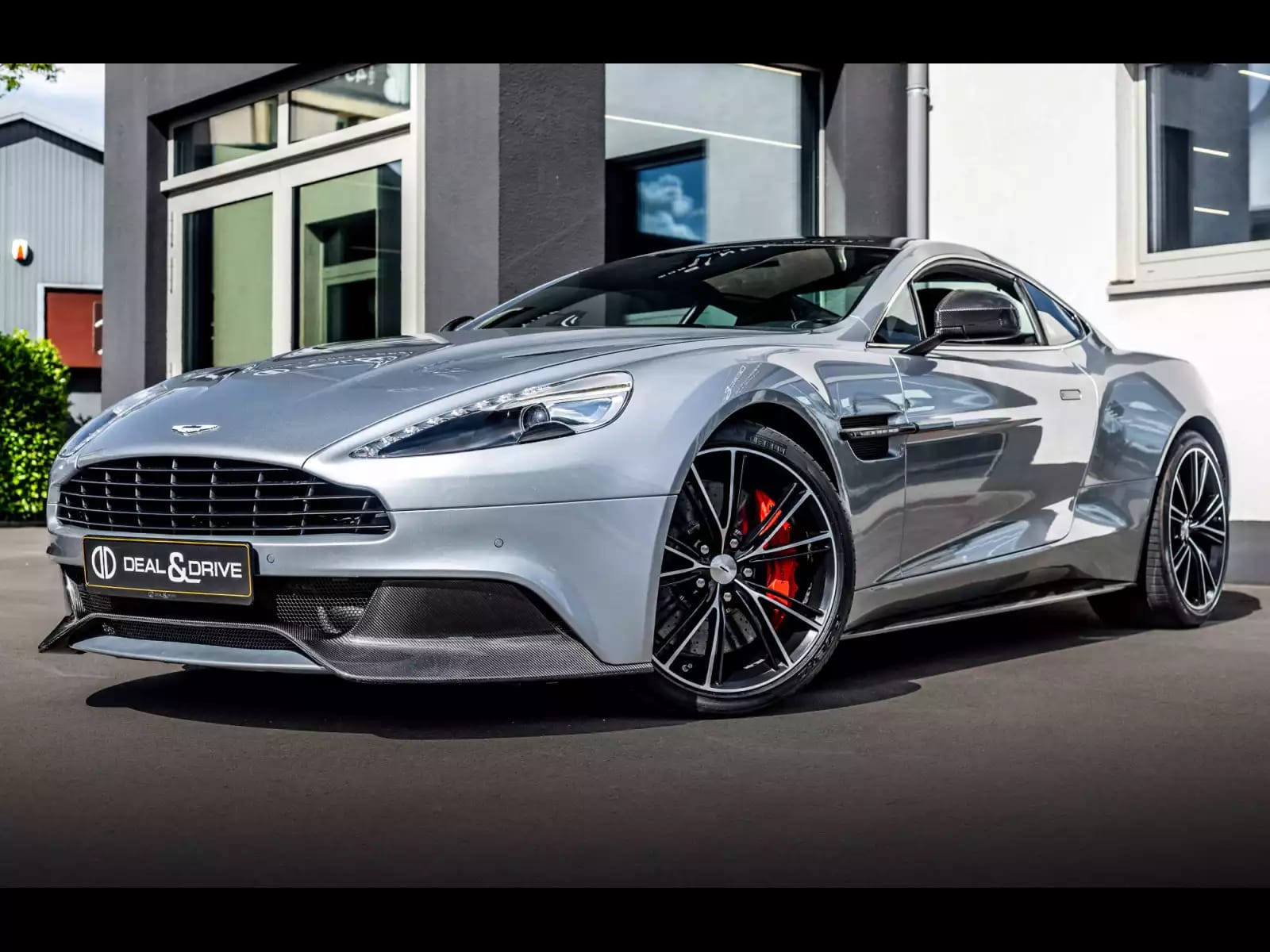 Aston Martin Vanquish II COUPE 6.0 V12 (574 CH) - Photo 1