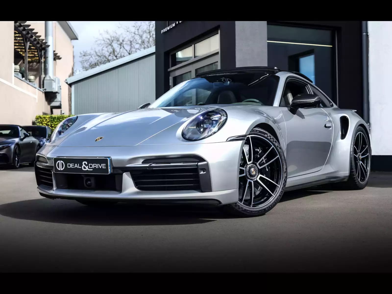 Porsche 911 (992.1) TURBO S COUPE PDK – GT-SILVER – IMMAT FR. - Photo 1
