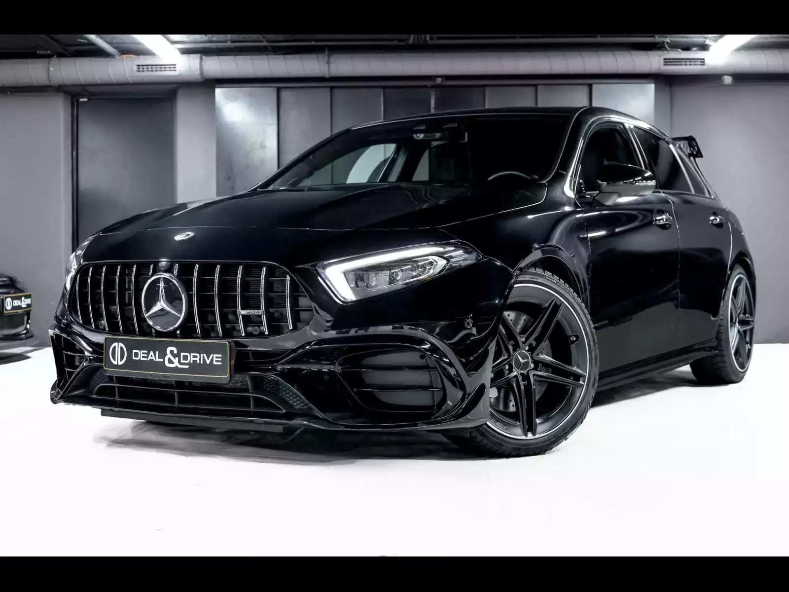 Mercedes-Benz A 45 AMG 4MATIC PACK AERODYNAMIQUE - Photo 1