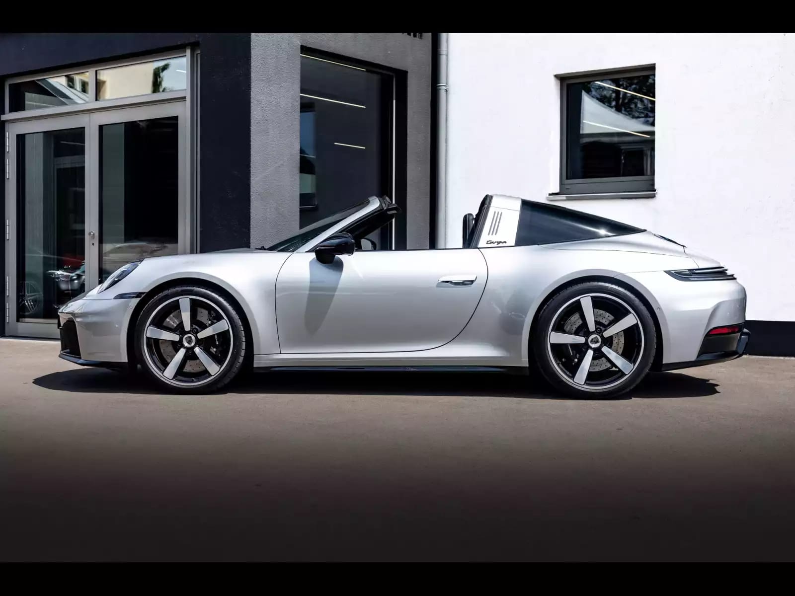Porsche 911 (992.2) TARGA 4 GTS PDK - Photo 1