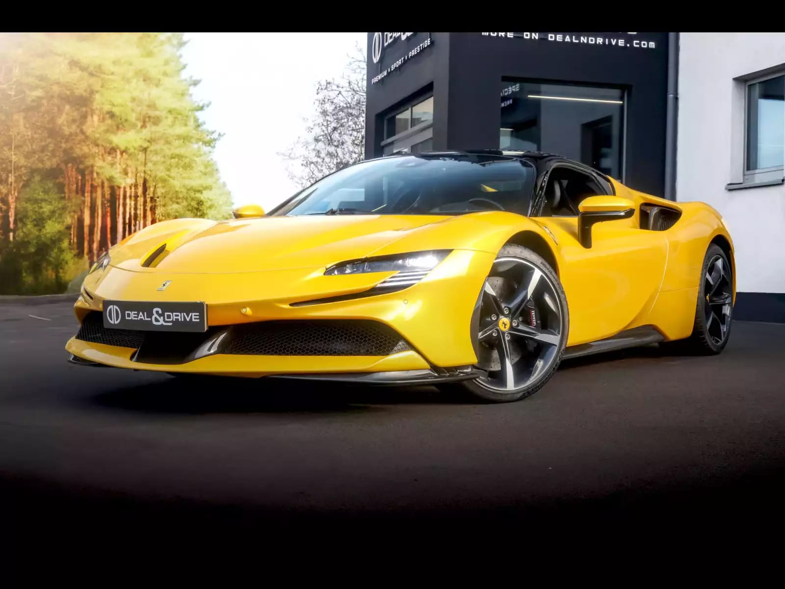 Ferrari SF90 Stradale STRADALE GIALLO 3 STRATO CARBON BLEU - Photo 1