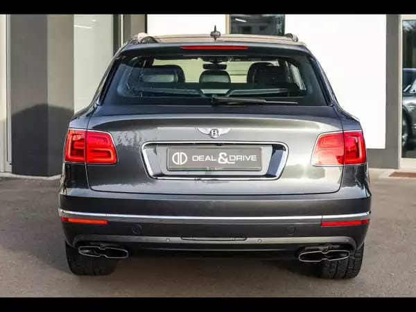 Bentley Bentayga 4.0 V8 550 4WD BVA – ANTHRACITE METALLIC – MULLINER SPECIFICATION - Photo 3