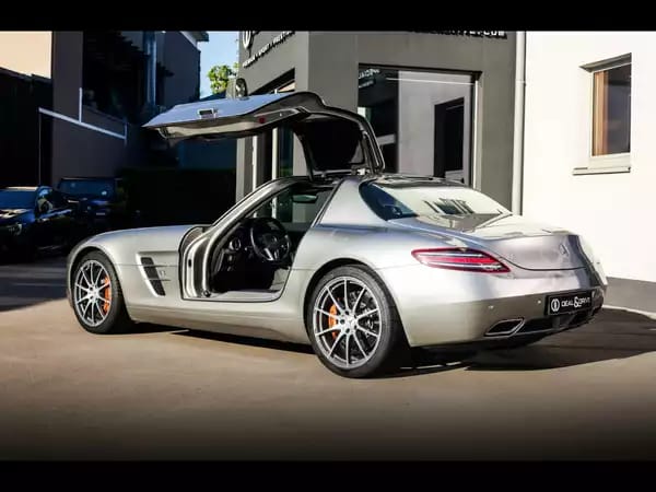 Mercedes-Benz SLS AMG COUPE 6.3 V8 SPEEDSHIFT DCT - Photo 2