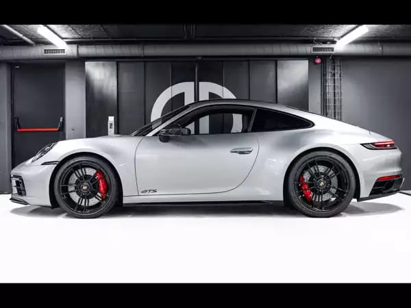 Porsche 911 (992.1) CARRERA GTS COUPE PDK avec Pack de conception allégée°APPROVED - Photo 2