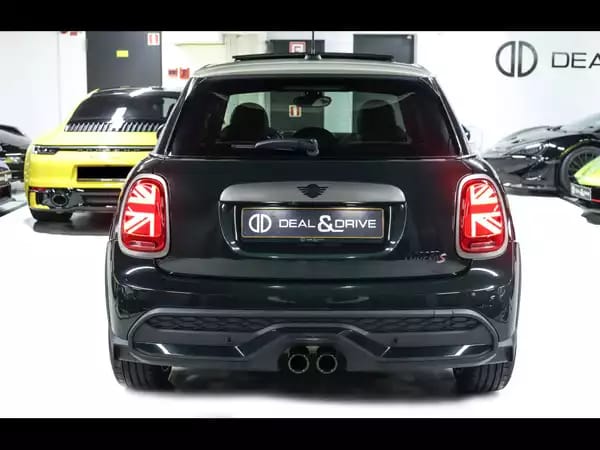 MINI Cooper S 5 PORTES AUTO RESOLUTE EDITION – REBEL GREEN - Photo 3