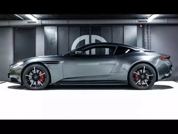 Aston Martin DB11 5.2 V12 COUPE (639 CH) – MAGNETIC SILVER – WARRANTY 04/2027 - Photo 2