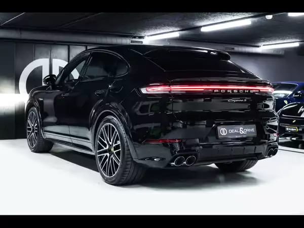 Porsche Cayenne S COUPE E-HYBRID TIPTRONIC SPORT DESIGN BLACK PACK - Photo 2