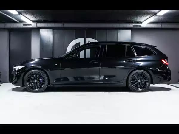 BMW M3 TOURING XDRIVE - Photo 2