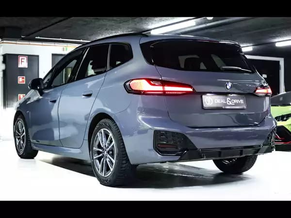 BMW 220 Active Tourer i M SPORT STEPTRONIC – PACK PREMIUM - Photo 2