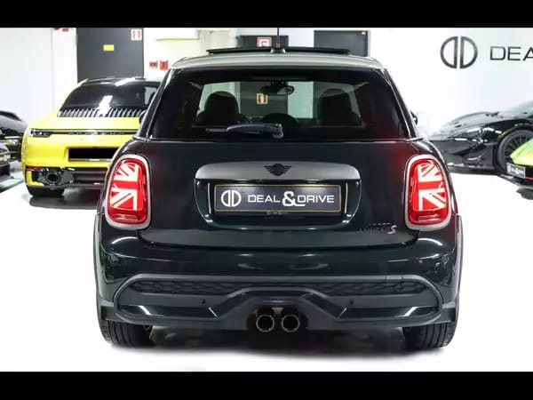 MINI Cooper S 5 PORTES AUTO RESOLUTE EDITION – REBEL GREEN - Photo 3