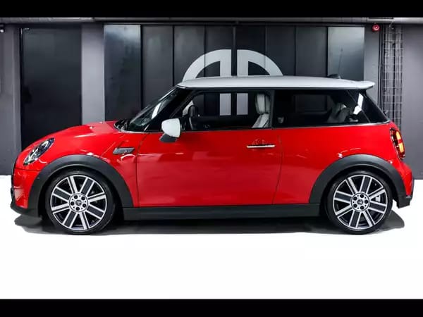 MINI Cooper S 3 PORTES YOURS TRIM – CHILI RED - Photo 2