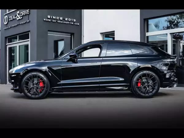 Aston Martin DBX 707 4.0 V8 – JET BLACK - Photo 2