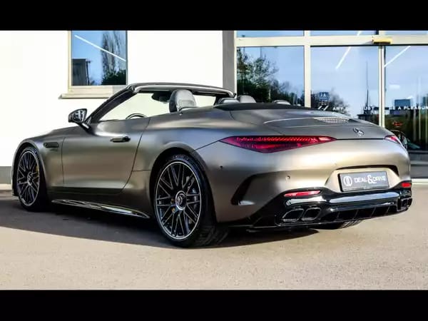 Mercedes-Benz SL 63 AMG ROADSTER 4MATIC+ - Photo 2