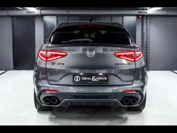 Alfa Romeo Stelvio QUADRIFOGLIO 2.9T V6 AT8-Q4 (510 CH) - Photo 3