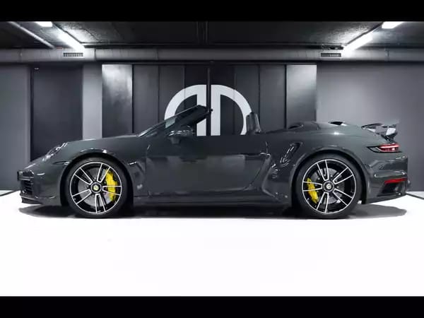 Porsche 911 (992.1) TURBO S CABRIOLET PDK - Photo 2