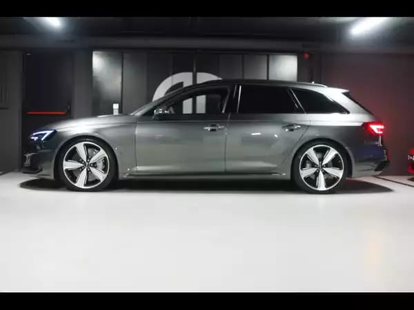 Audi RS4 AVANT 2.9 TFSI QUATTRO TIPTRONIC – AUDI EXCLUSIVE CARBON DESIGN PACKAGE - Photo 2