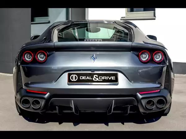 Ferrari 812 Superfast 6.5 V12 – POWER15 02/2027 - Photo 3