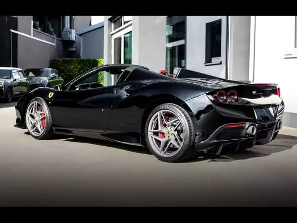 Ferrari F8 Spider 3.9 V8 (720 CH) - Photo 2