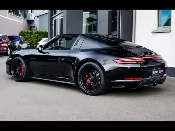 Porsche 911 (991.2) TARGA 4 GTS PDK - Photo 2
