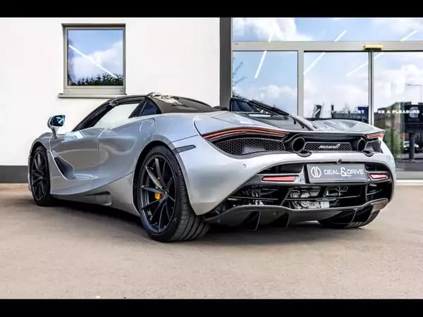McLaren 720S SPIDER 4.0 V8 720 – PACK STEALTH - Photo 2
