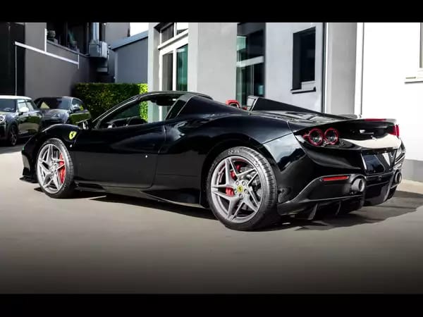 Ferrari F8 Spider 3.9 V8 (720 CH) - Photo 2