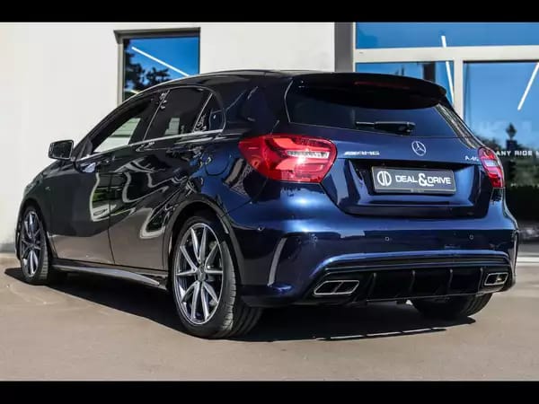 Mercedes-Benz A 45 AMG 4MATIC – CAVANSITBLAU METALLIC - Photo 2