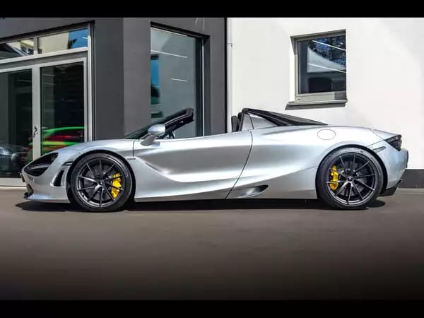 McLaren 720S SPIDER 4.0 V8 720 – PACK STEALTH - Photo 2