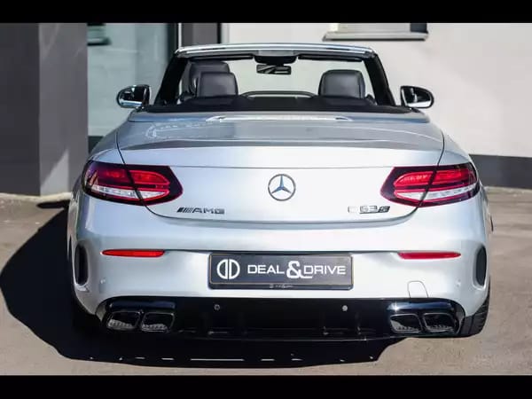 Mercedes-Benz C 63 AMG S AMG CABRIOLET (510 CH) – PACK NIGHT - Photo 3