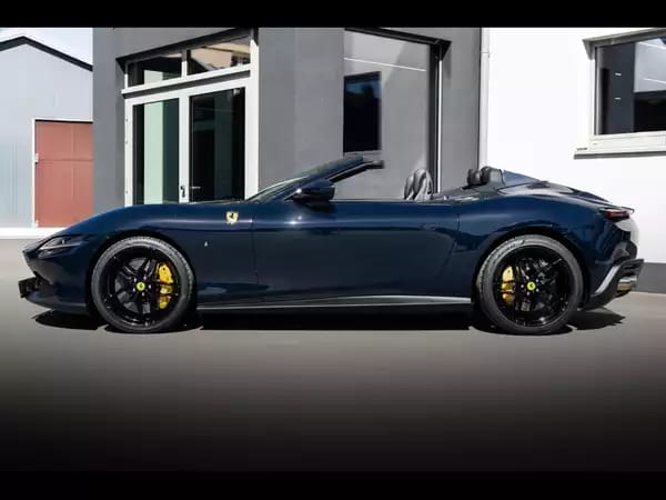 Ferrari Roma SPIDER 3.9 V8 620 - Photo 2
