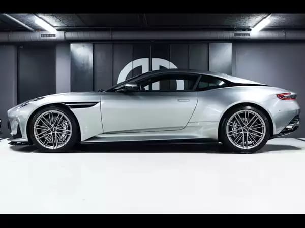 Aston Martin DB12 COUPE 4.0 V8 BITURBO - Photo 2