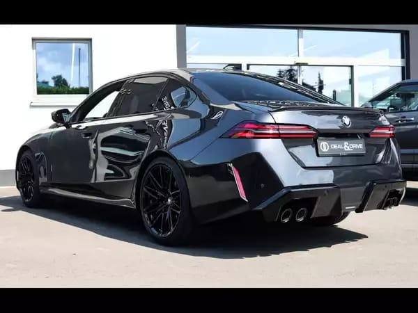 BMW M5 XDRIVE (G90) - Photo 2