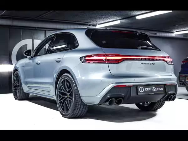 Porsche Macan III GTS PDK – DOLOMITSILVER METALLIC - Photo 2