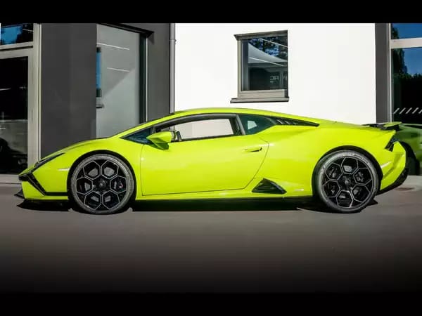 Lamborghini Huracán TECNICA LP640-2 5.2 V10 – VERDE SCANDAL - Photo 2