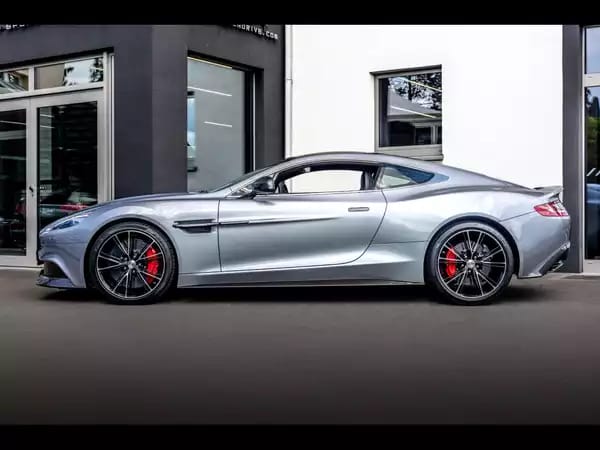 Aston Martin Vanquish II COUPE 6.0 V12 (574 CH) - Photo 2