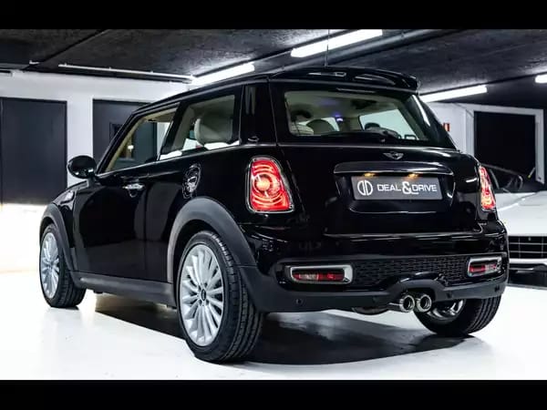 MINI Cooper S (R56) 3 PORTES AUTO GOODWOOD EDITION - Photo 2