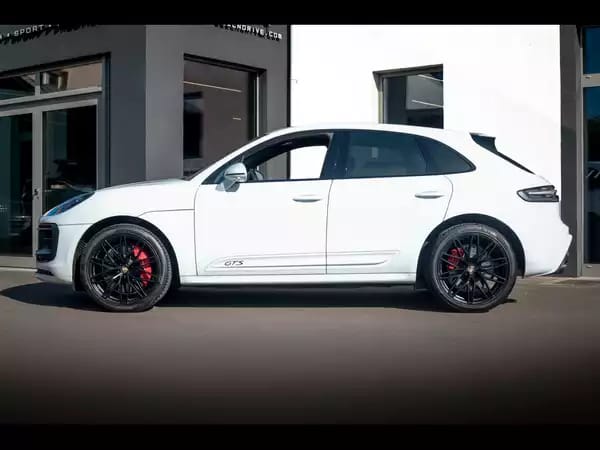 Porsche Macan III GTS PDK – CARRARA WHITE METALLIC - Photo 2