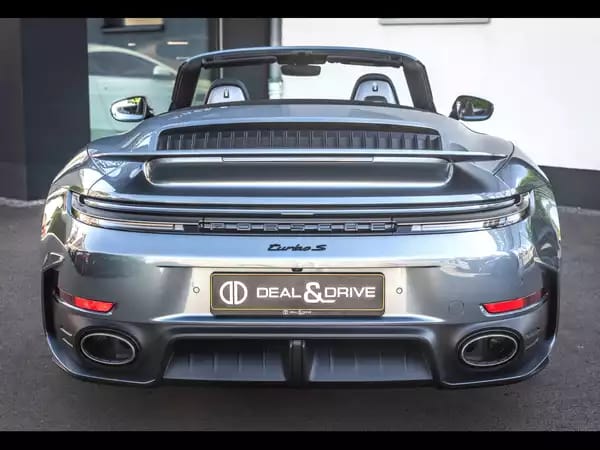 Porsche 992 .2 911 TURBO S 3.6 CABRIOLET PDK (711 CH) – VANADIUM GREY METALLIC - Photo 3