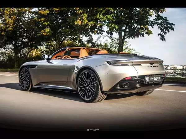 Aston Martin DB12 VOLANTE 4.0 V8 680 CH - Photo 2