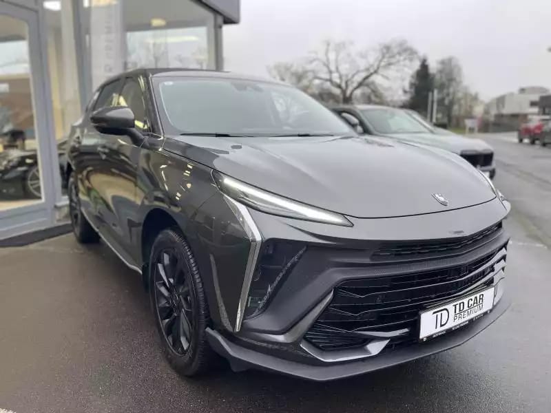 Forthing T5 Evo 1.5 Turbo Auto HEV - Photo 1